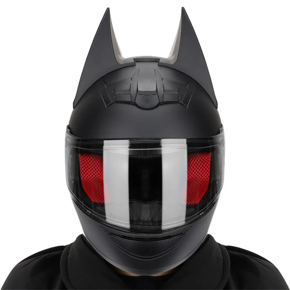 Dark Knight Ride – Batman-Inspired Full-Face Helmet