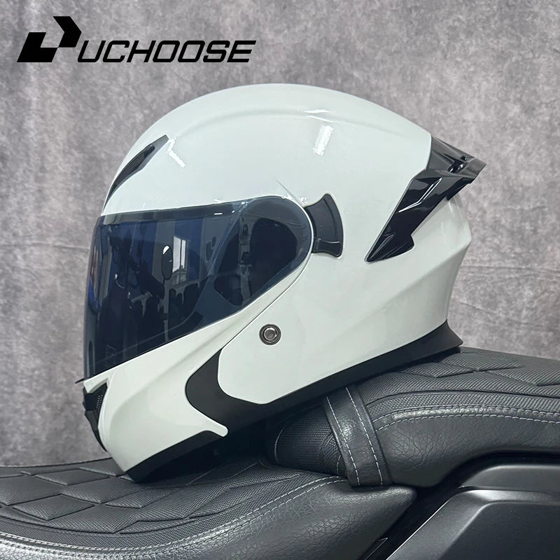 Titan Ride – Bold Muscular Modular Helmet
