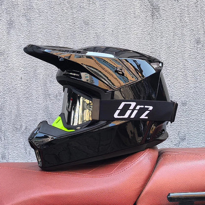 Trail Hunter – Off-Road Full-Face Helmet