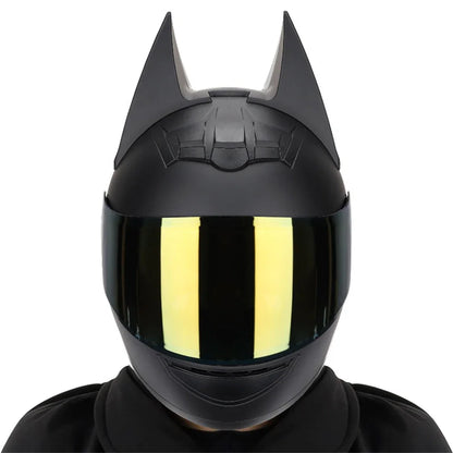 Dark Knight Ride – Batman-Inspired Full-Face Helmet
