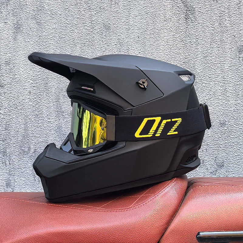 Trail Hunter – Off-Road Full-Face Helmet