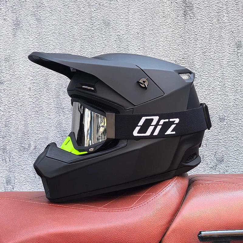 Trail Hunter – Off-Road Full-Face Helmet